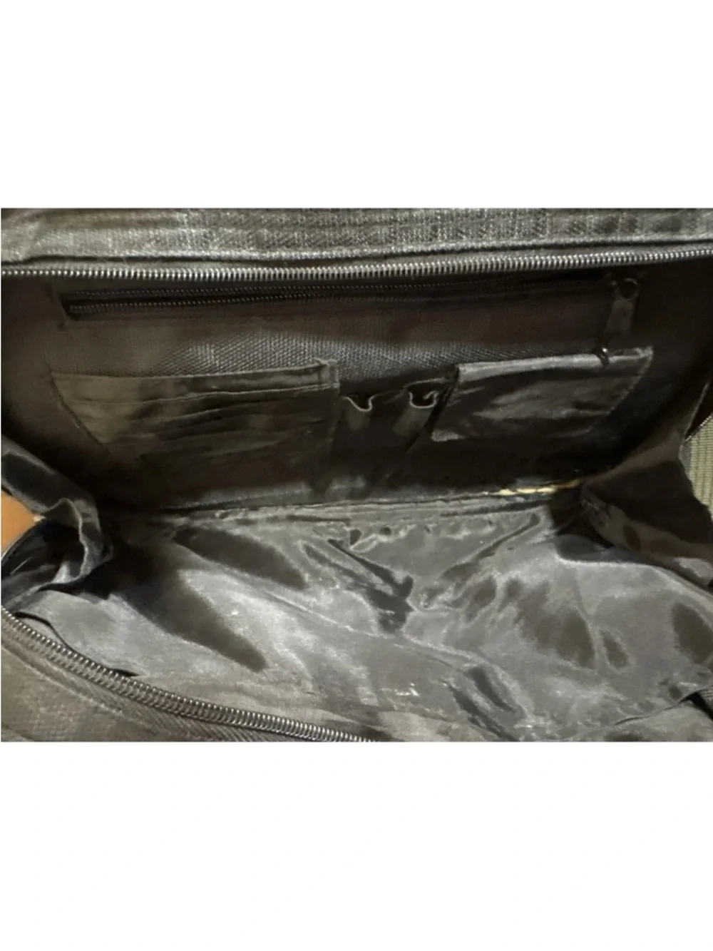 Eddie Bauer  Small Travel Carry On Duffle Bag great condition! Unisex flight bag